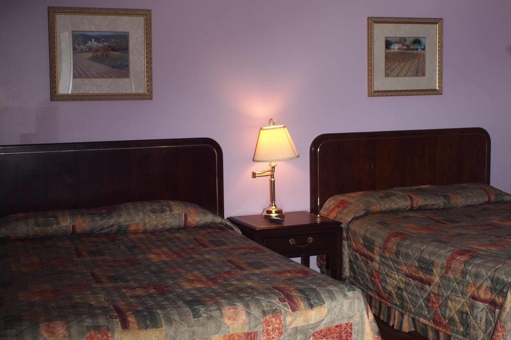 Colonial Motel Chatham-Kent Exterior foto
